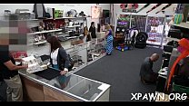 Gal is doing sex in shop